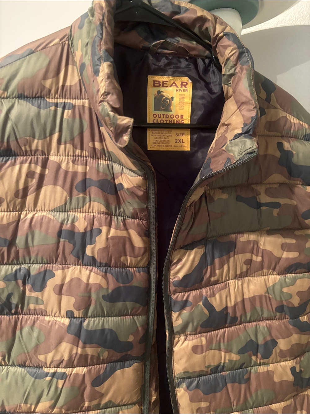 Bear River Men's Camo Puffer Jacket in Green/Brown